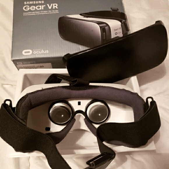Samsung Gear VR Oculus - Picture 5 of 8